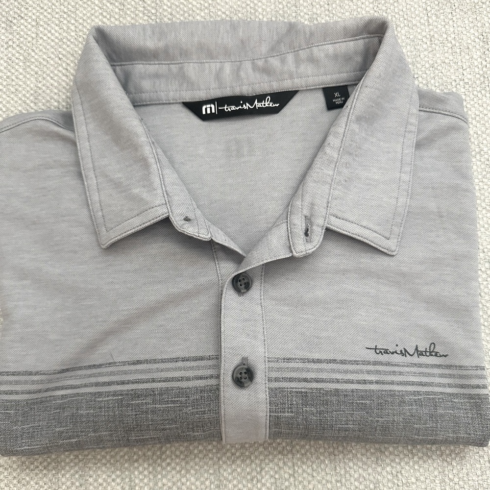 XL men’s Travis Matthew grey polo